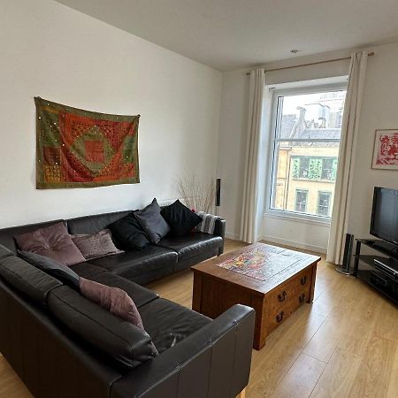 Comfy Two Bedroom Apartment Right In The City Centre Glasgow Exterior foto