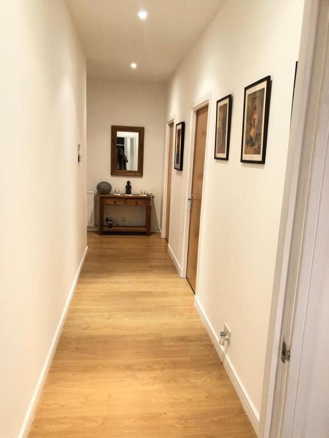 Comfy Two Bedroom Apartment Right In The City Centre Glasgow Exterior foto