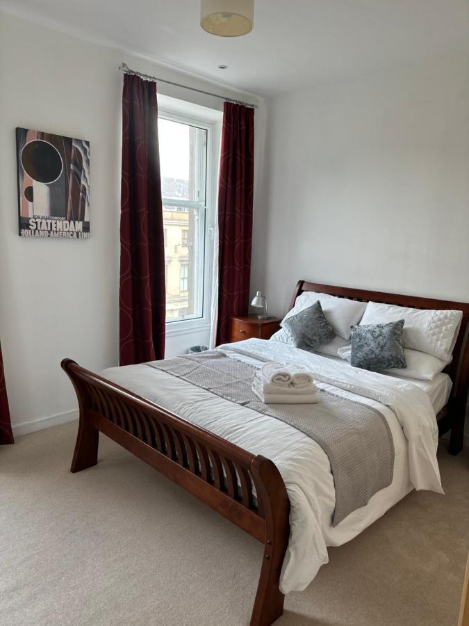 Comfy Two Bedroom Apartment Right In The City Centre Glasgow Exterior foto