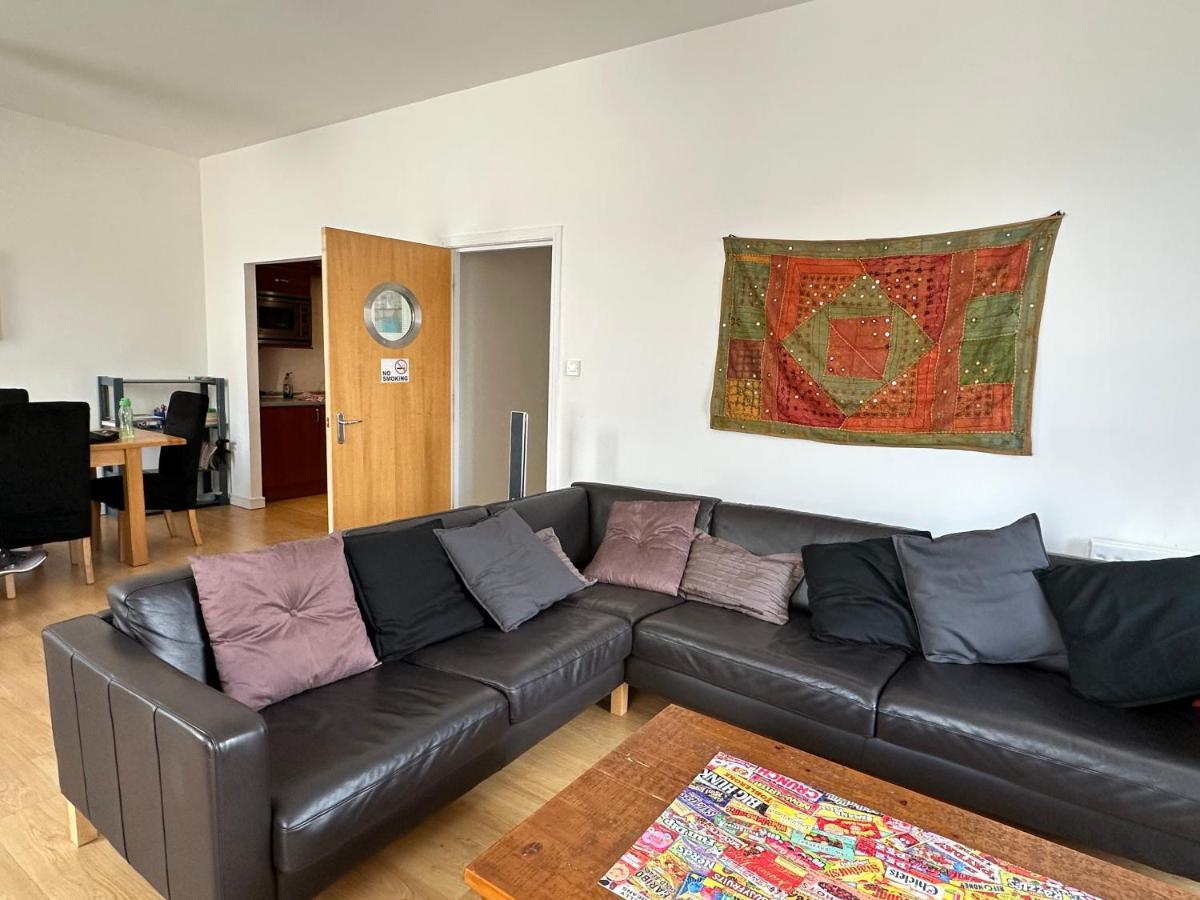 Comfy Two Bedroom Apartment Right In The City Centre Glasgow Exterior foto